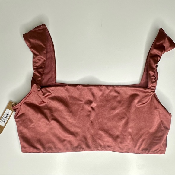 SKIMS STRETCH SATIN SQUARE NECK BRA BERRY M NWT - Picture 3 of 11